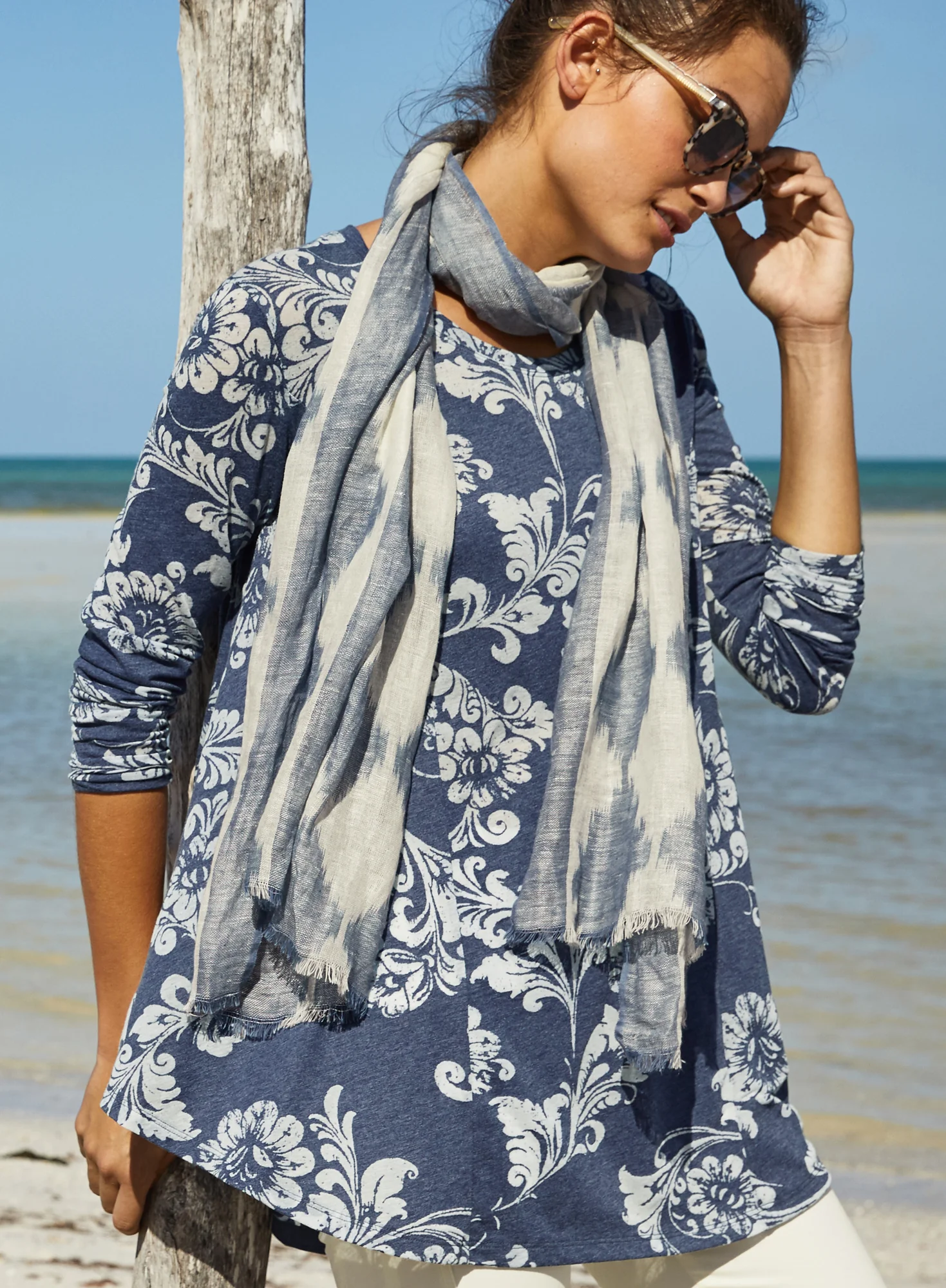 Acanthus Tunic - Image 6
