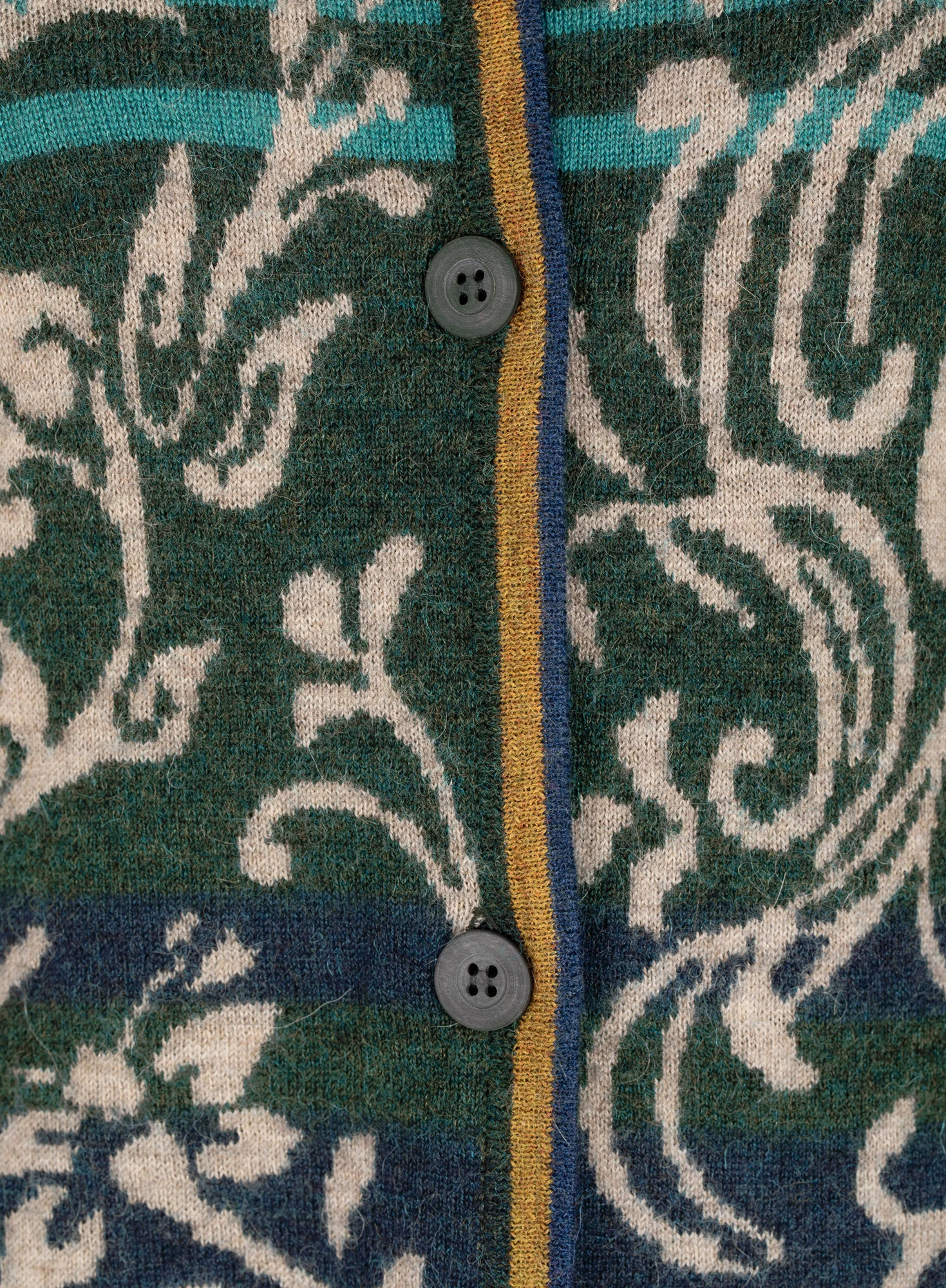 Bavella Cardigan - Image 8
