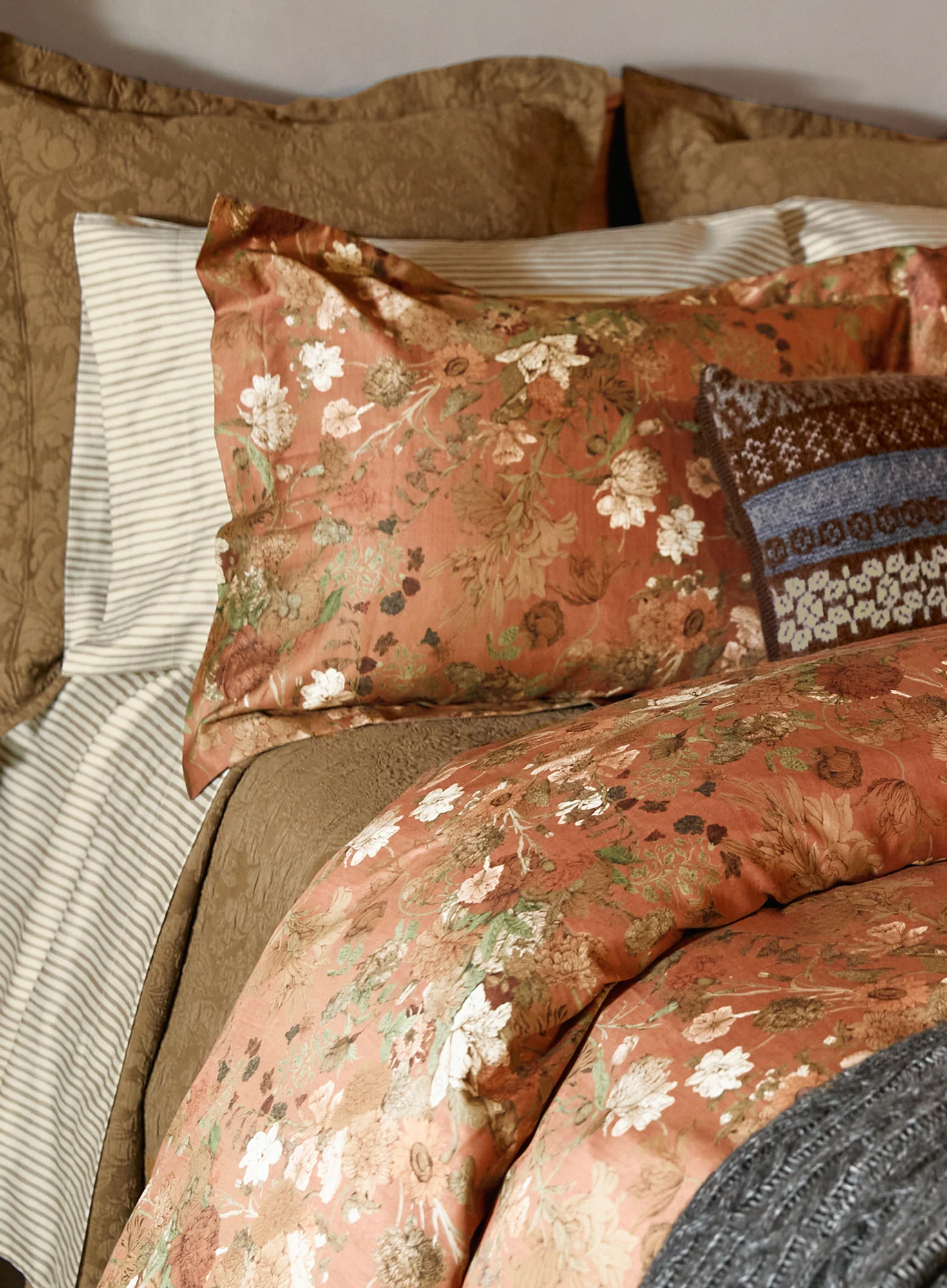 Botanica Floral Duvet Cover Set - Image 4
