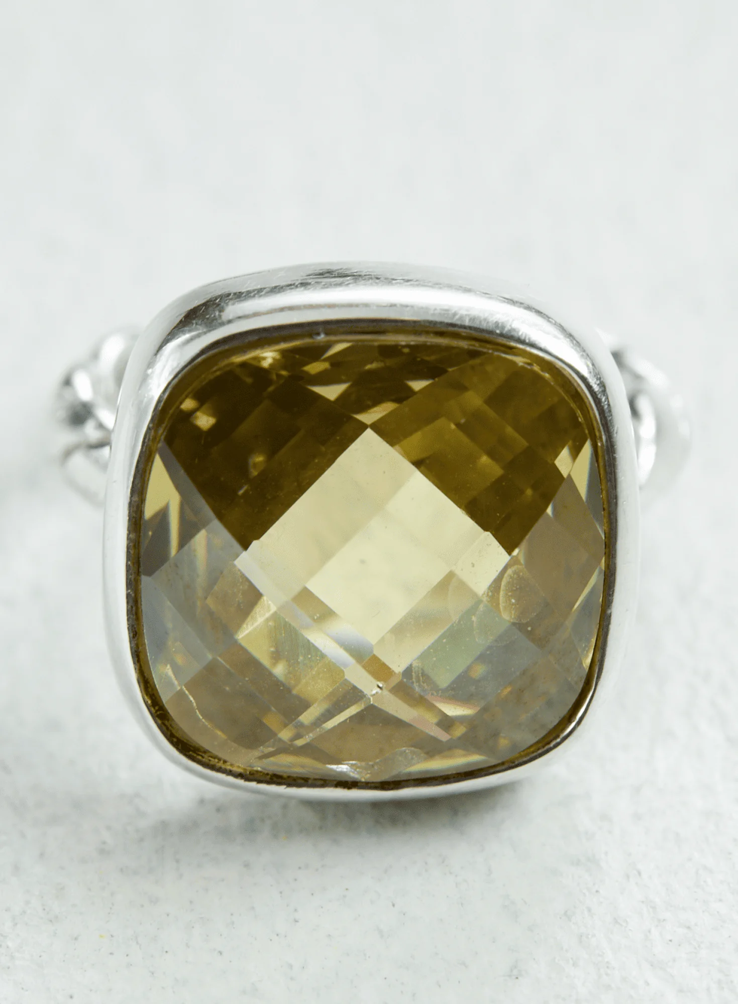 Citrus Crystal Ring - Image 3