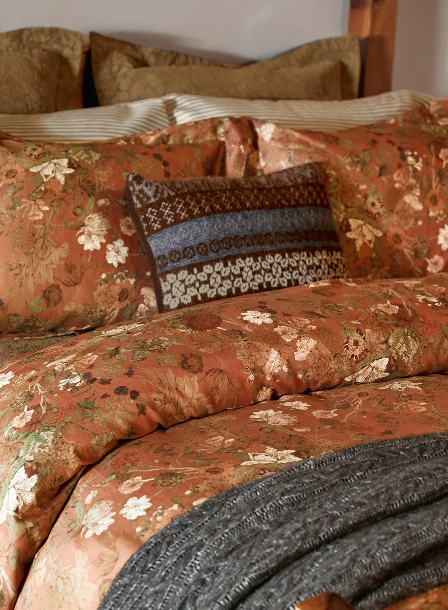 Fair Isle Knit Pillow - Image 6