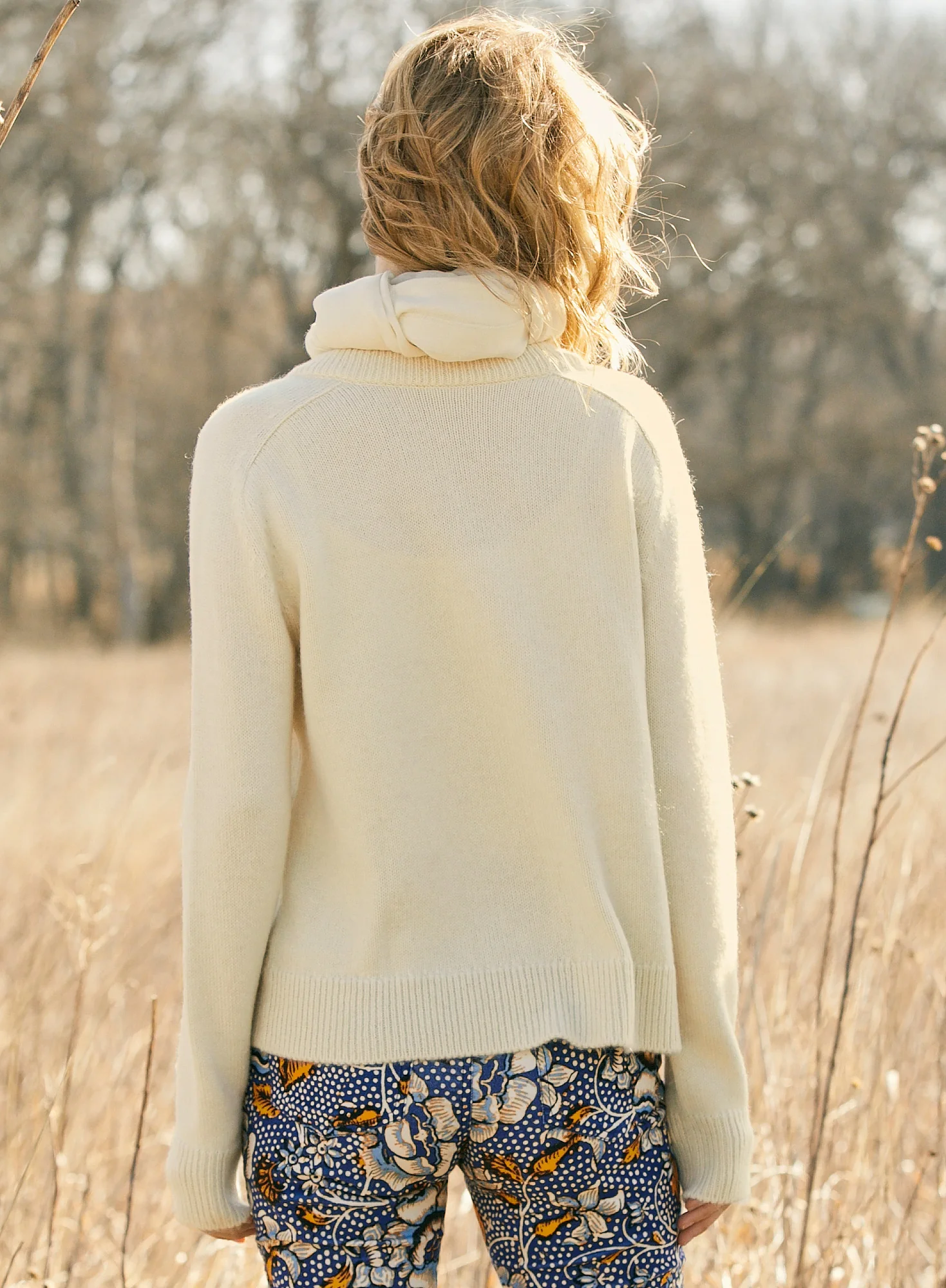 Luxe Alpaca V-Neck Sweatshirt - Image 2