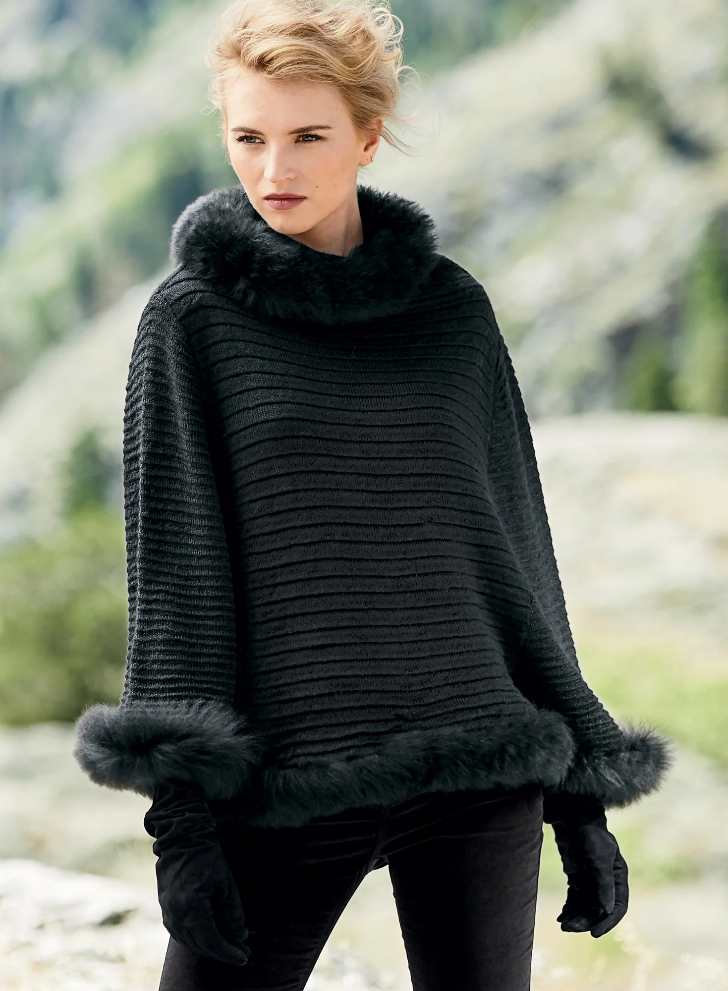 Merrivale Poncho
