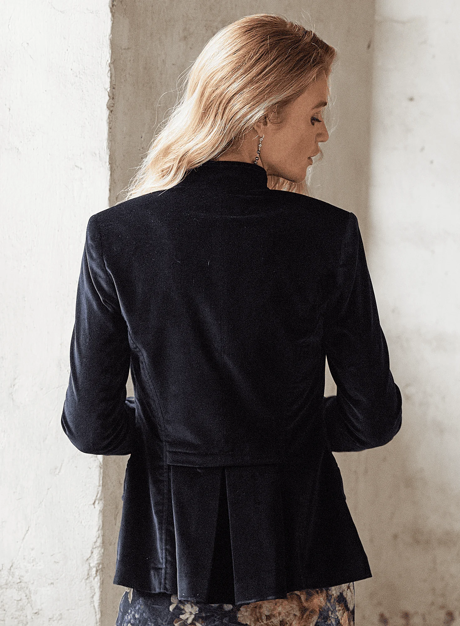 New Windermere Jacket - Image 2