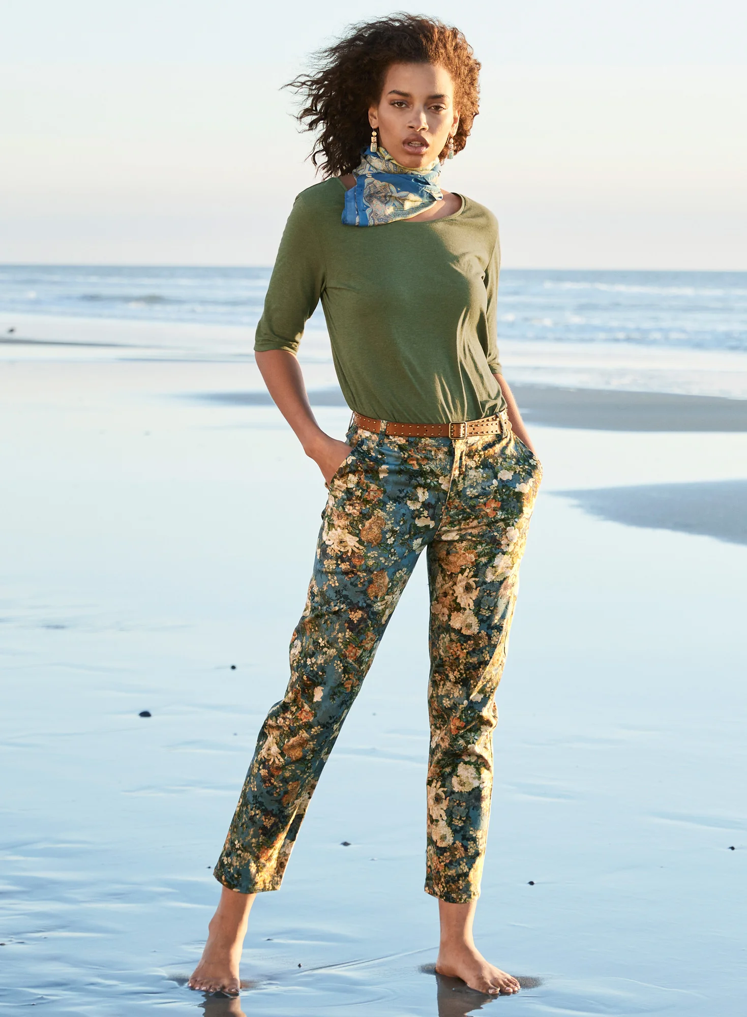 Nikki Cropped Trousers - Image 5