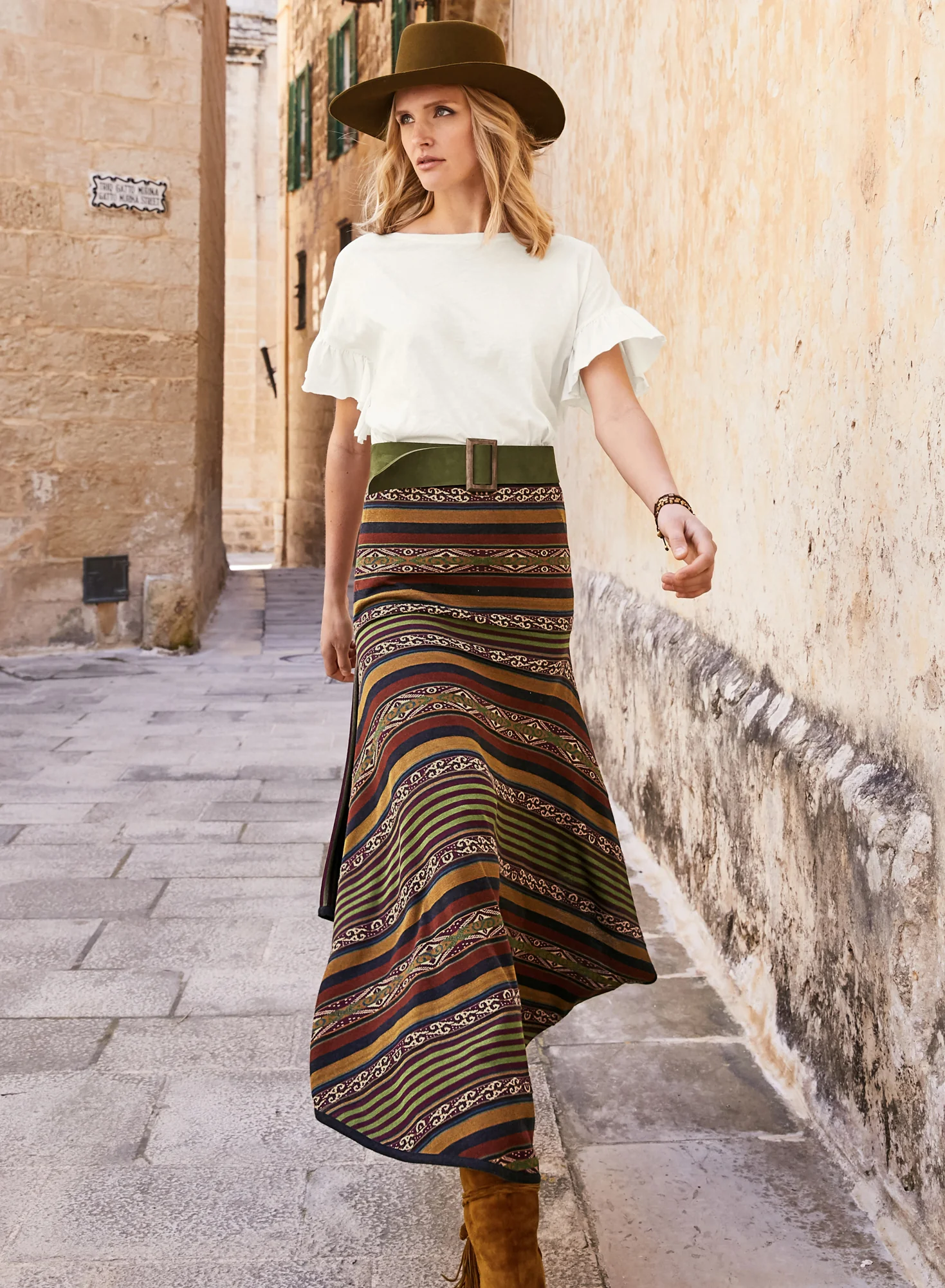 Pisaq Market Skirt - Image 7