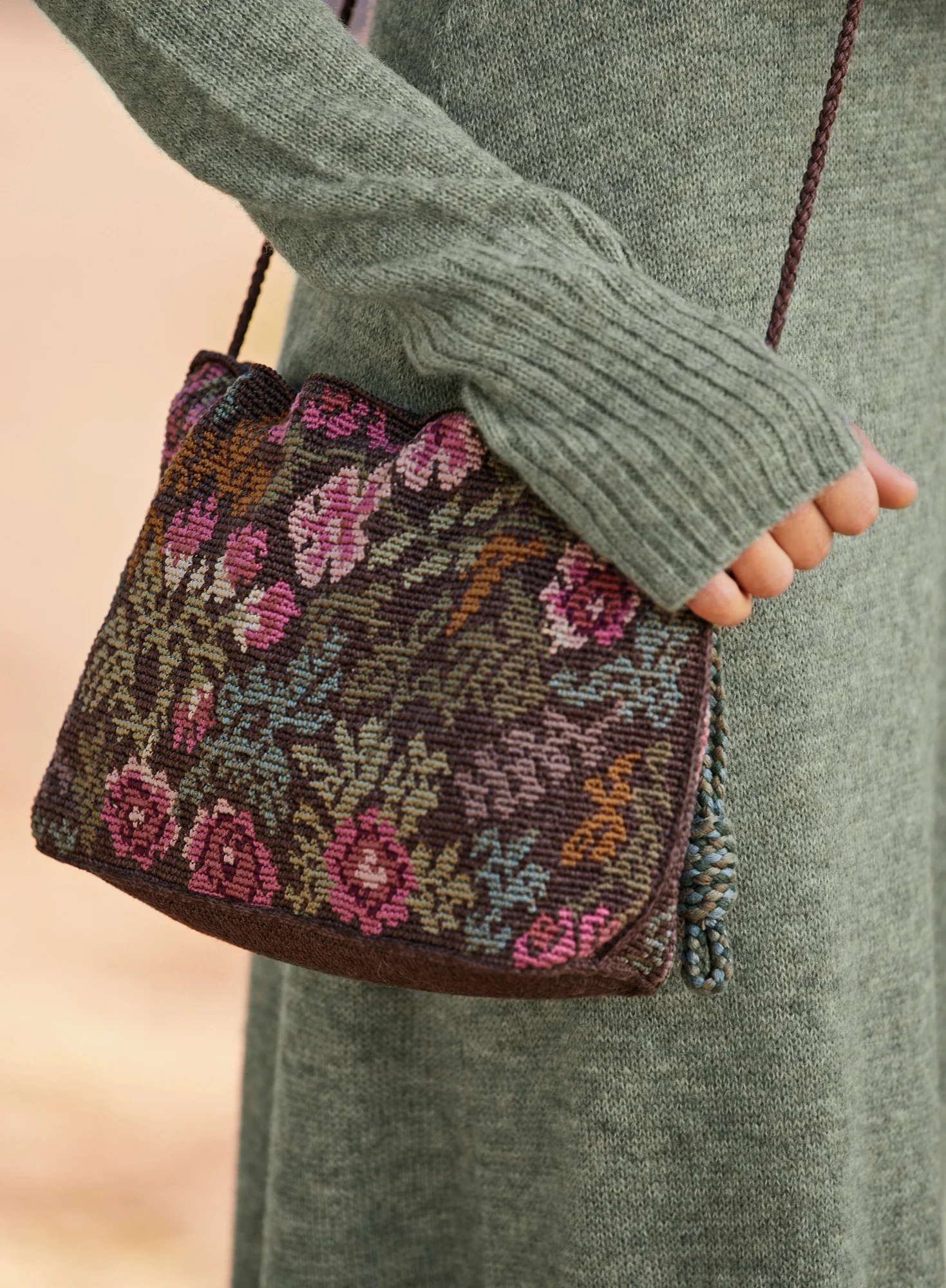 Tapestry Bag - Image 15