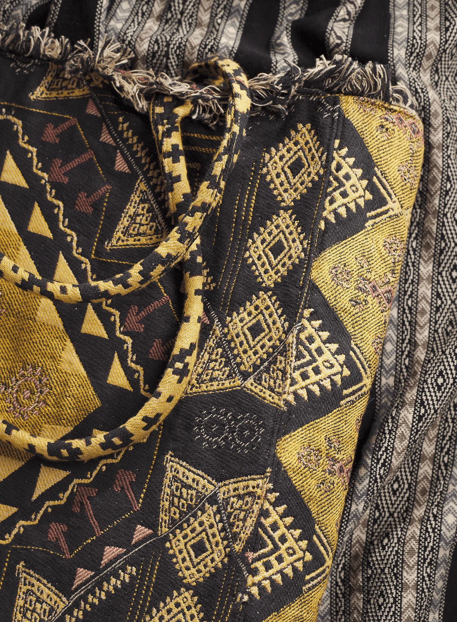 Tapestry Bag - Image 17