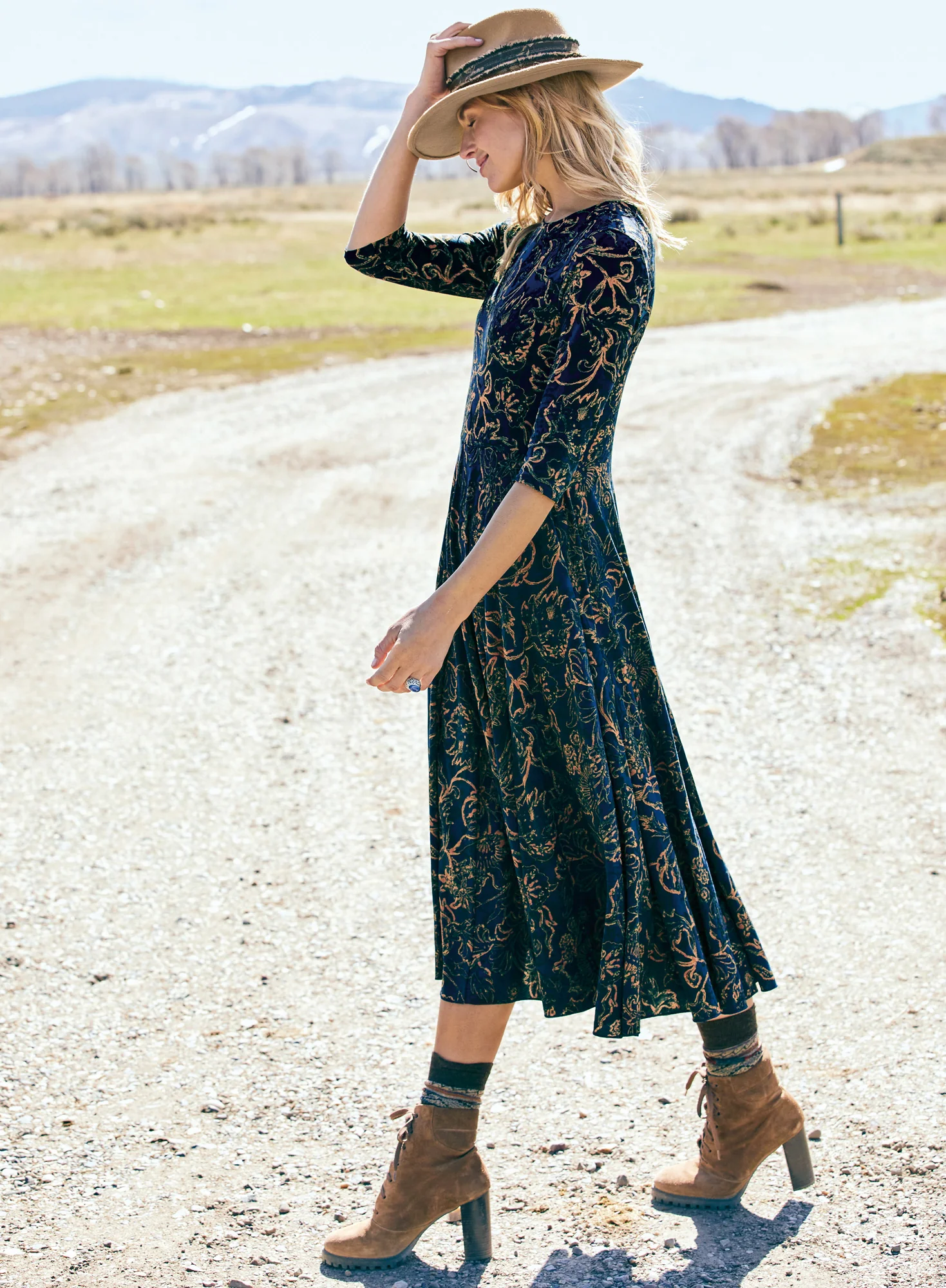 Traced Vine Dress - Image 7
