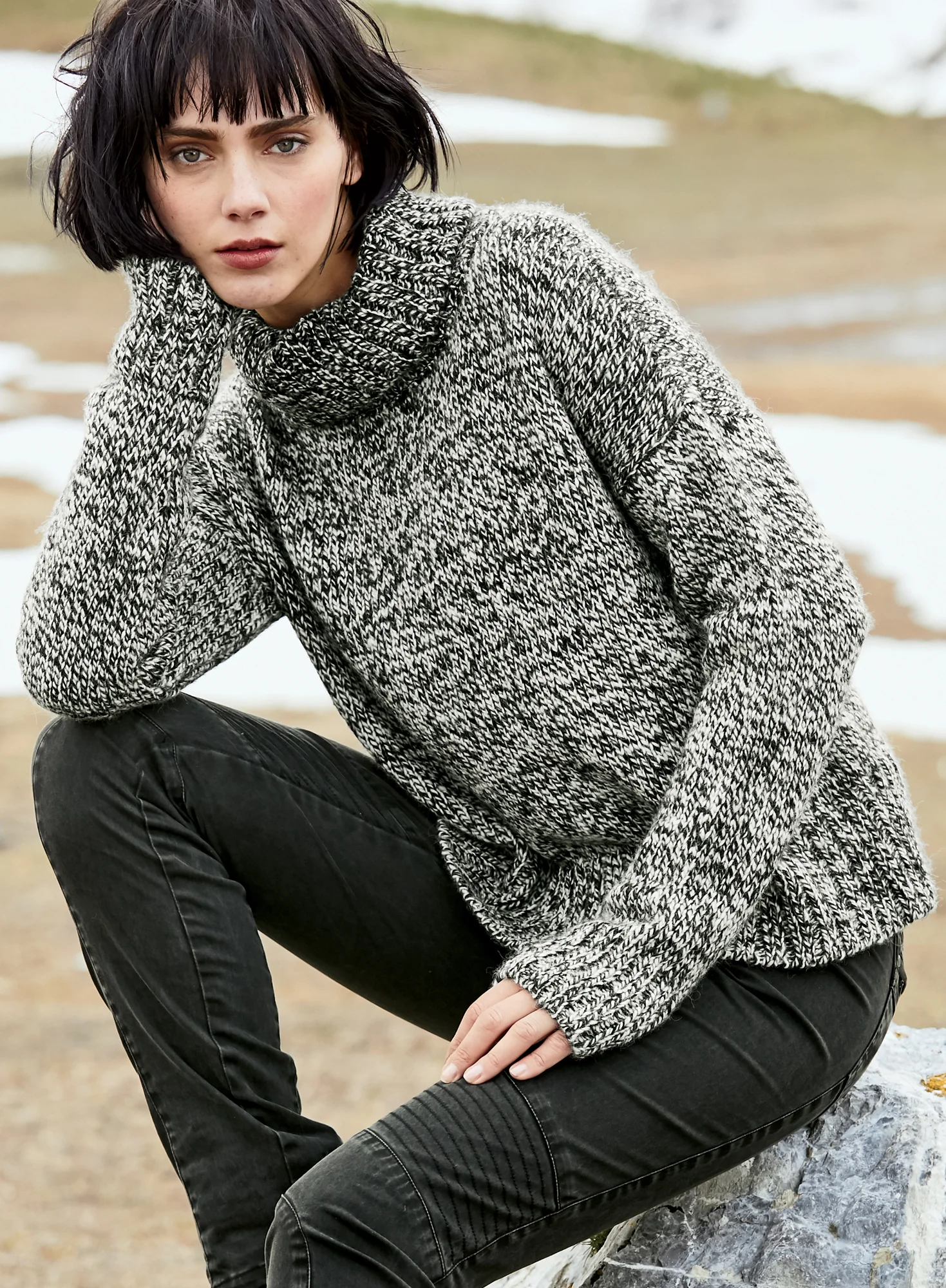 Tweed T-Neck